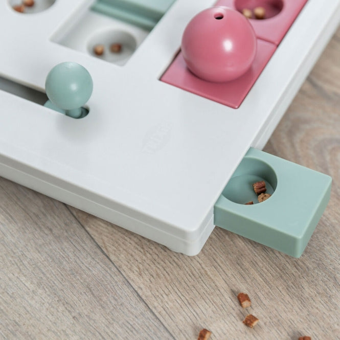 Trixie Cat Activity Brain Mover