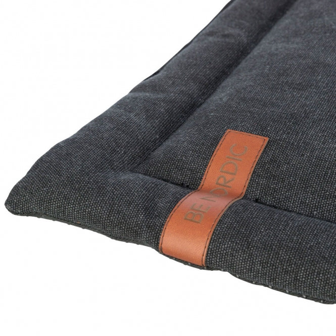 Trixie BE NORDIC Liegematte Föhr - schwarz 70 × 55 cm